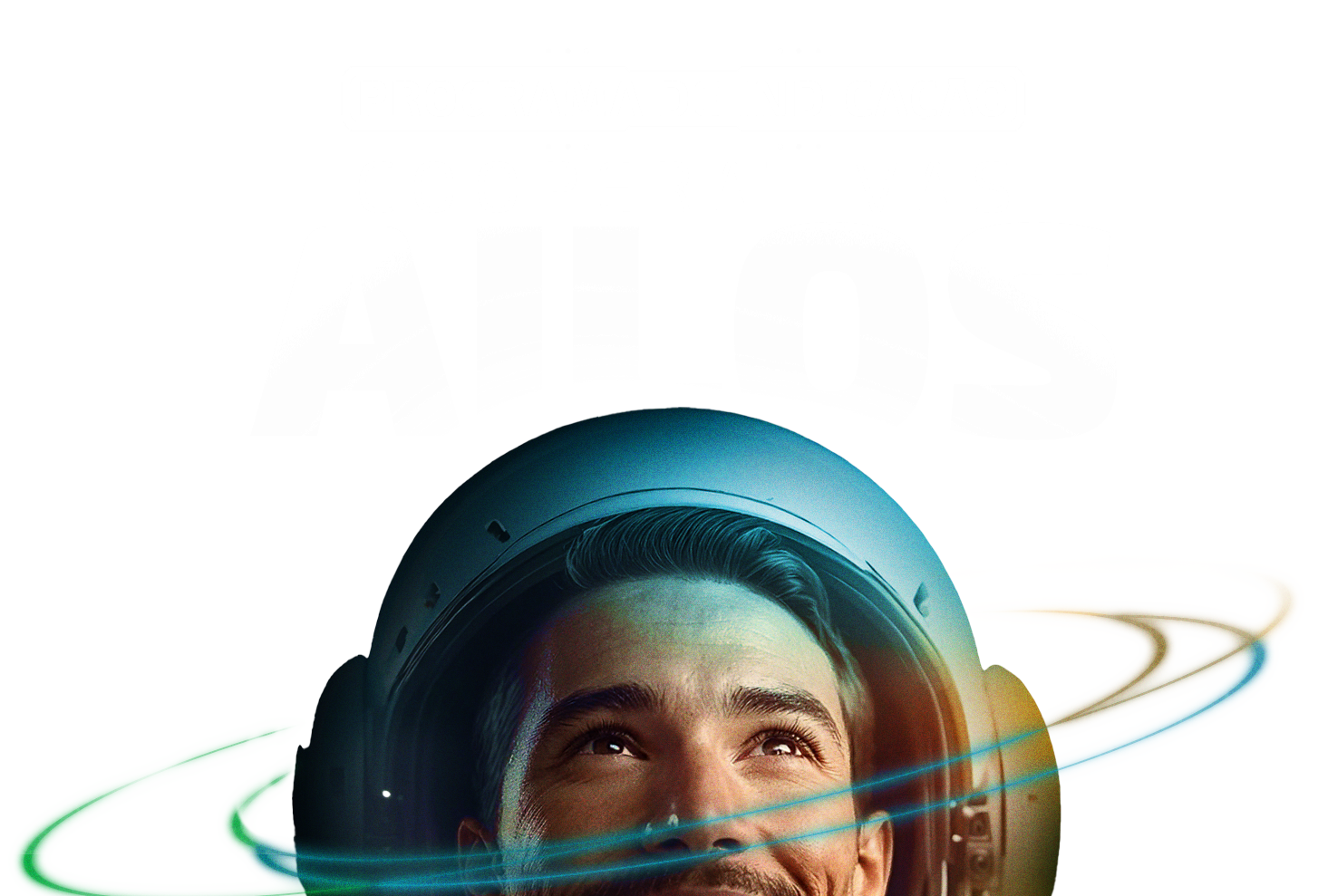 Homem com capacete de astronauta sorrindo.